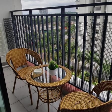 06- Austin Regency Taman Mount Austin Studio 4-5Pax Джохор-Бару Екстер'єр фото