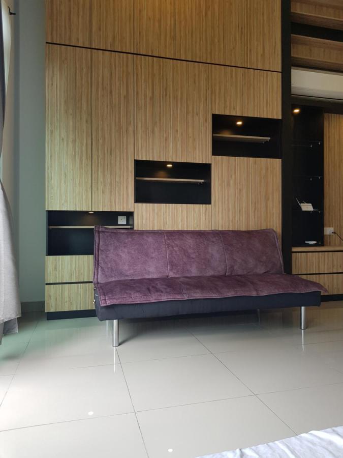 06- Austin Regency Taman Mount Austin Studio 4-5Pax Джохор-Бару Екстер'єр фото